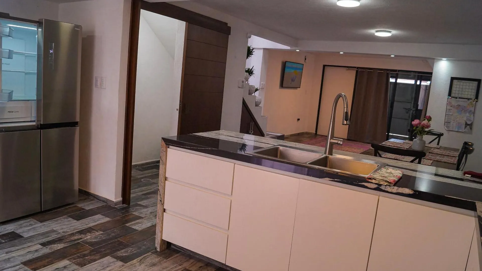 4 Habitaciones, 5 Banos, 12 Huespedes, Centro Expositor Puebla Holiday home