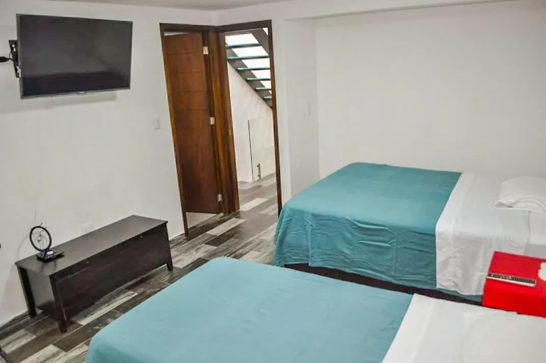 4 Habitaciones, 5 Banos, 12 Huespedes, Centro Expositor Puebla Mexico